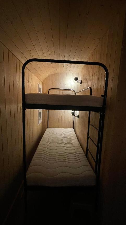 Glamping - Stylova Maringotka V Srdci Ladova Kraje, Pobliz Hlavniho Mesta Prahy Stribrna Skalice Ngoại thất bức ảnh